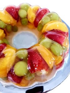 Gelatinas de fresas, uvas, duraznos