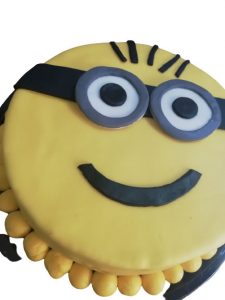 pastel fondant minion mi villano favorito gru agnes margo